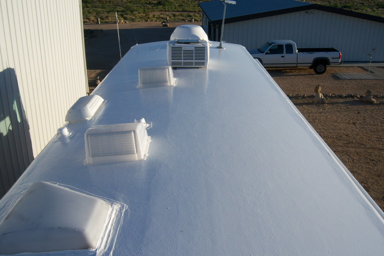 travel trailer roof ideas