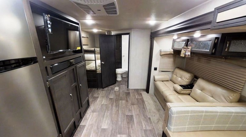 Top 5 Best Travel Trailers For Couples - Outdoor Fact