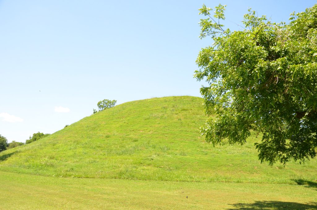 Toltec Mounds