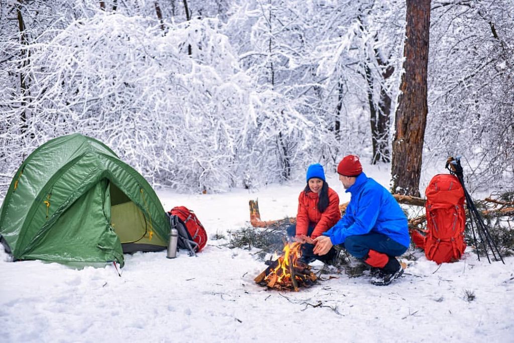 tent camping in winter